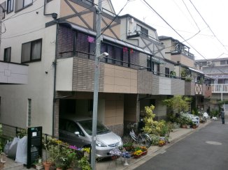 外壁（塗装）リフォーム施工前]